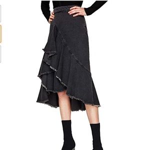 NWOT Zara Ruffled Denim Midi Skirt